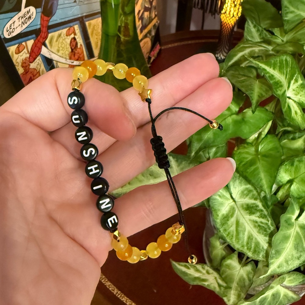 Handmade Sunshine Glasses Beaded Bracelet - Black and Yellow